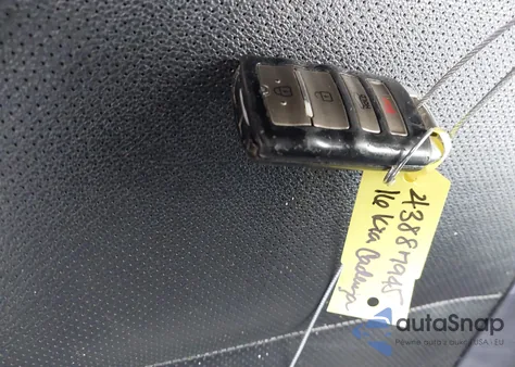 2016 Kia Cadenza из США, поврежденный, VIN KNALN4D78G5215407